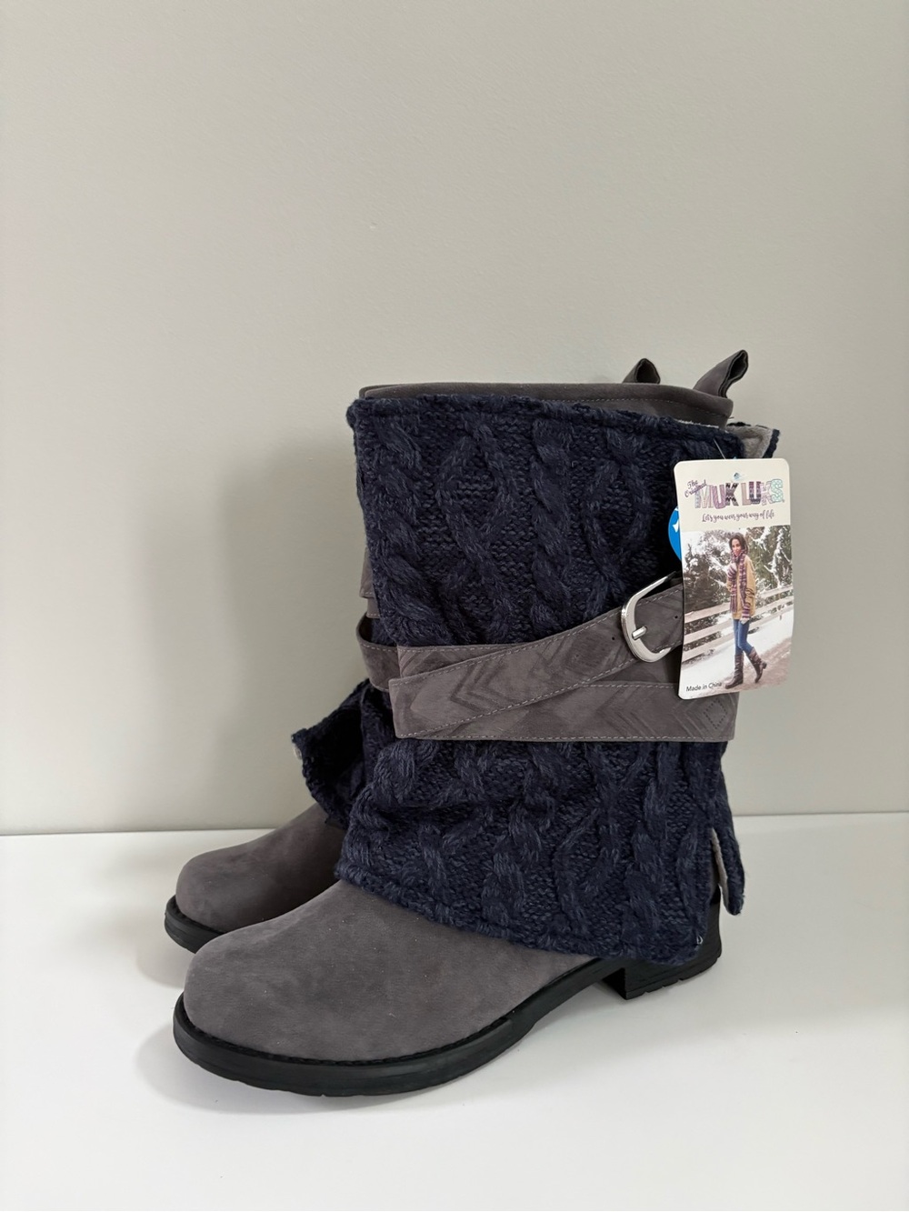 MUK LUKS Cable Knit Buckle Water Resistant Boots Grey/Navy Size 8